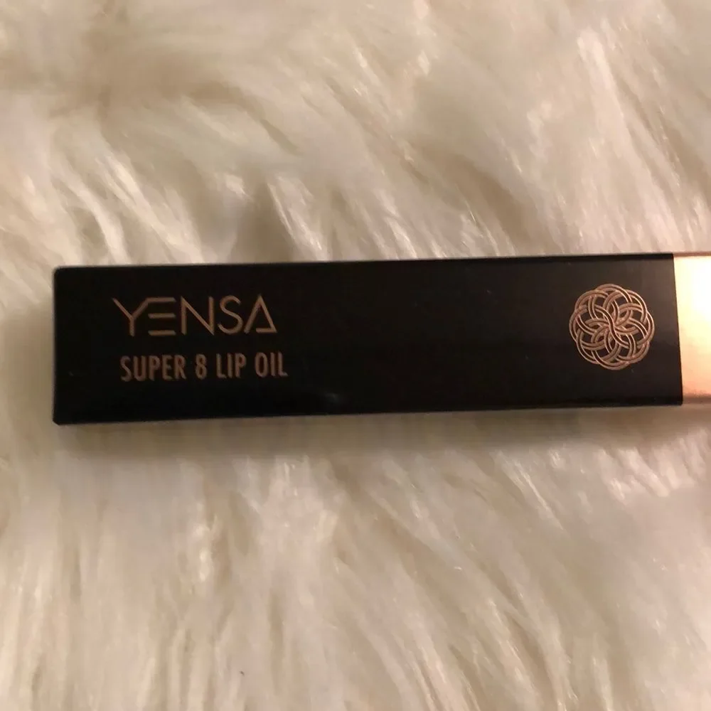 Yensa Full Sized Super 8 LIp Oil in Pink Shine New in Box